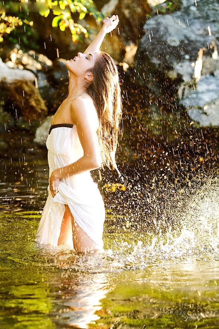 Marie Avgeropoulos in Dar es Salaam