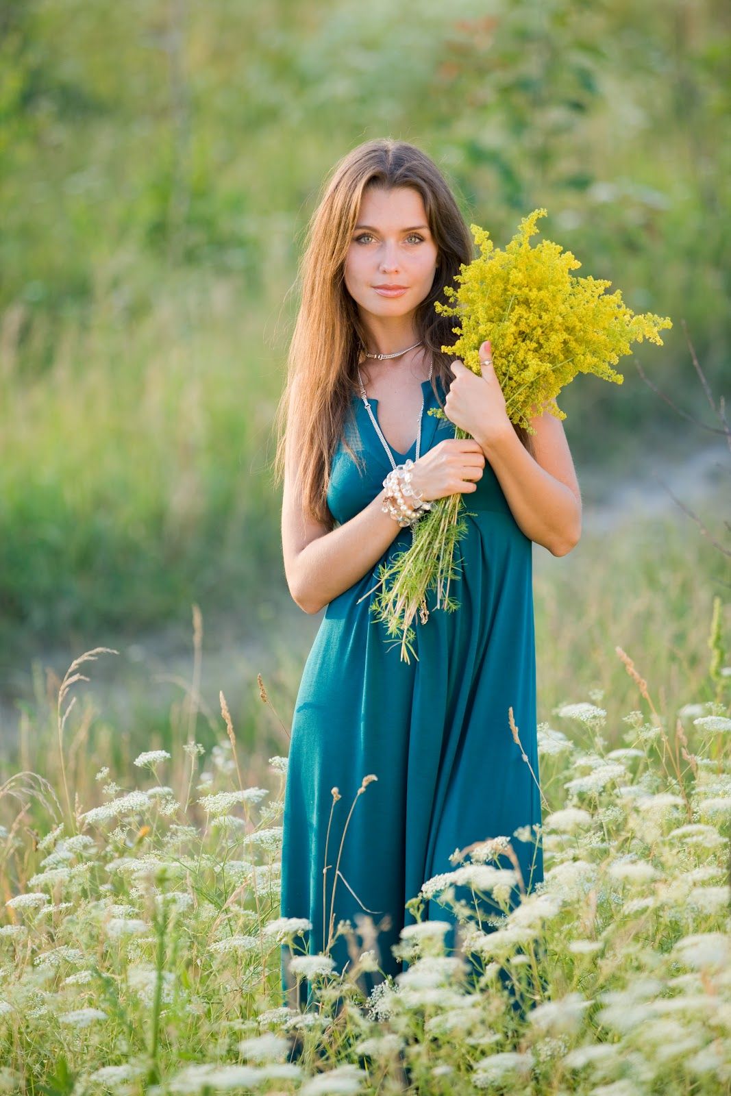 Slavic women in Dar es Salaam