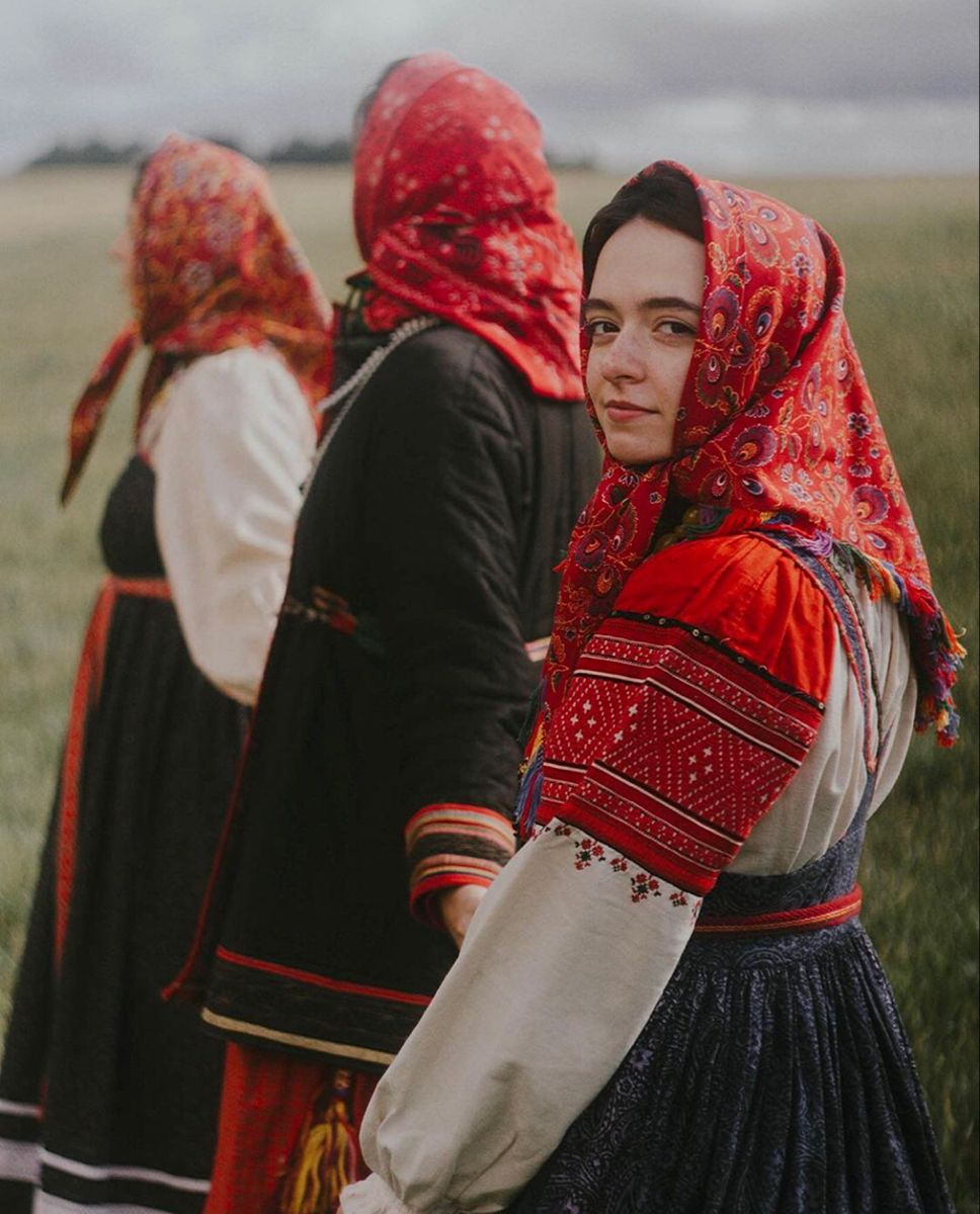Women in Slavic costumes in Dar es Salaam