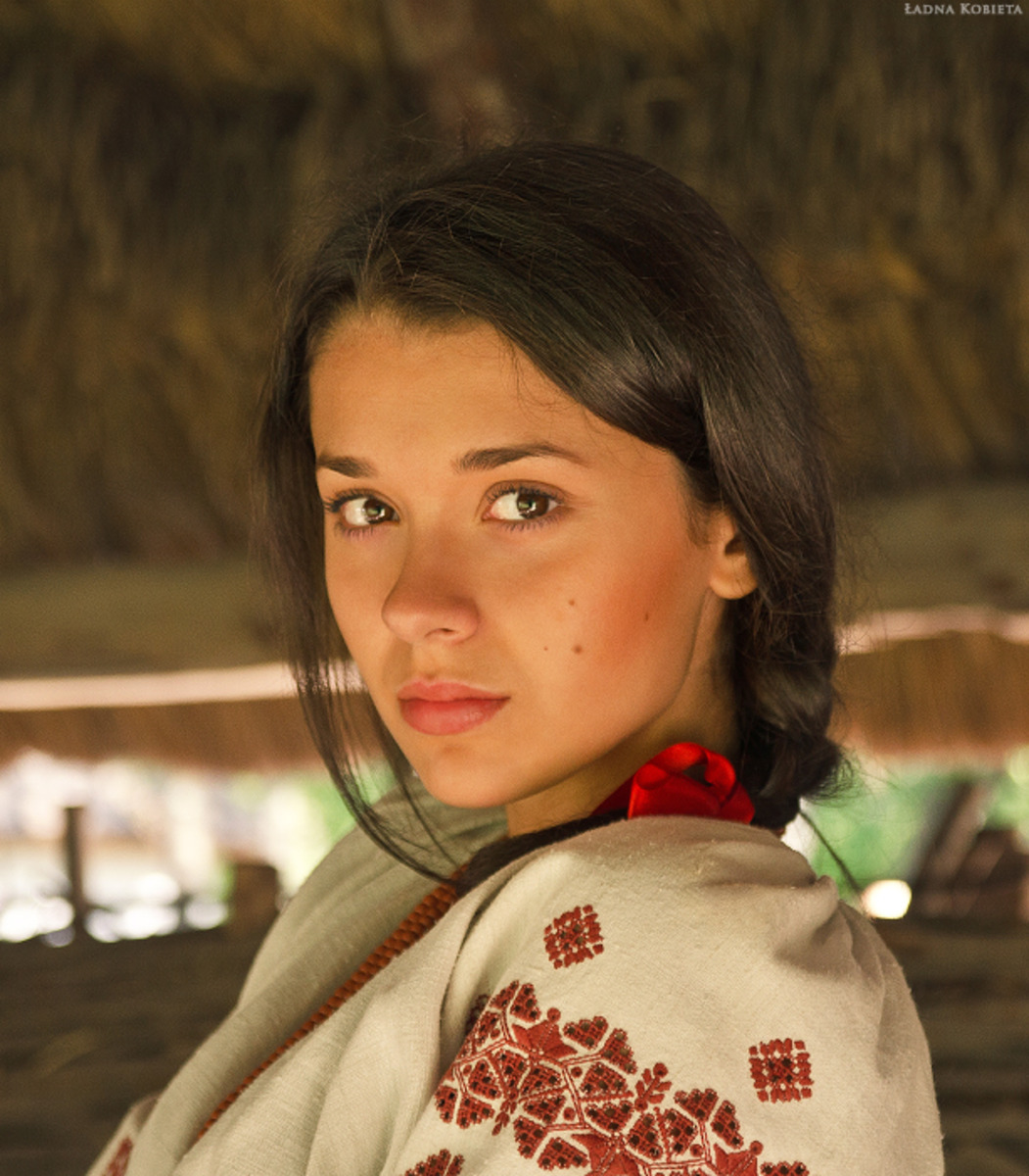 Girls in Slavic costumes in Dar es Salaam